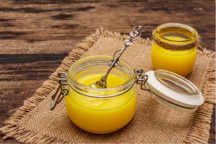 Ghee Benefits: खाली पेट घी खाने के ये फायदे जानकर चौंक जाएंगे आप, आज से खाना कर देंगे शुरू