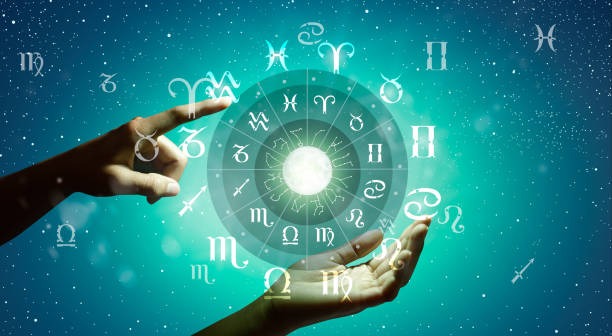 Daily Horoscope 31 Jan 2026: राशिफल और पंचांग: किसकी किस्मत चमकेगी, किसे रहेगी सावधानी? जानें सभी 12 राशियों का दैनिक राशिफल