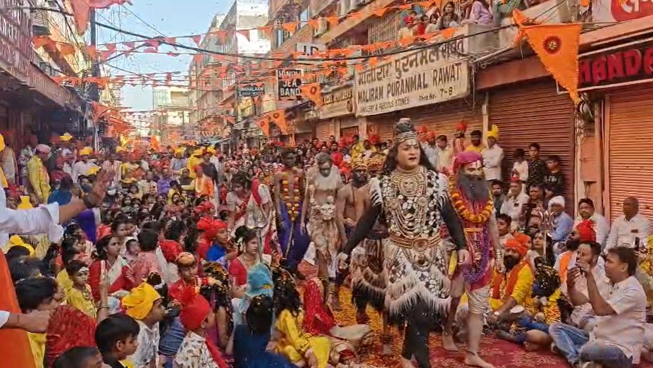 जयपुर में विराट हिंदू सम्मेलन: शिवजी की भव्य बारात, “हर हर महादेव-जय श्री राम” के उद्घोष