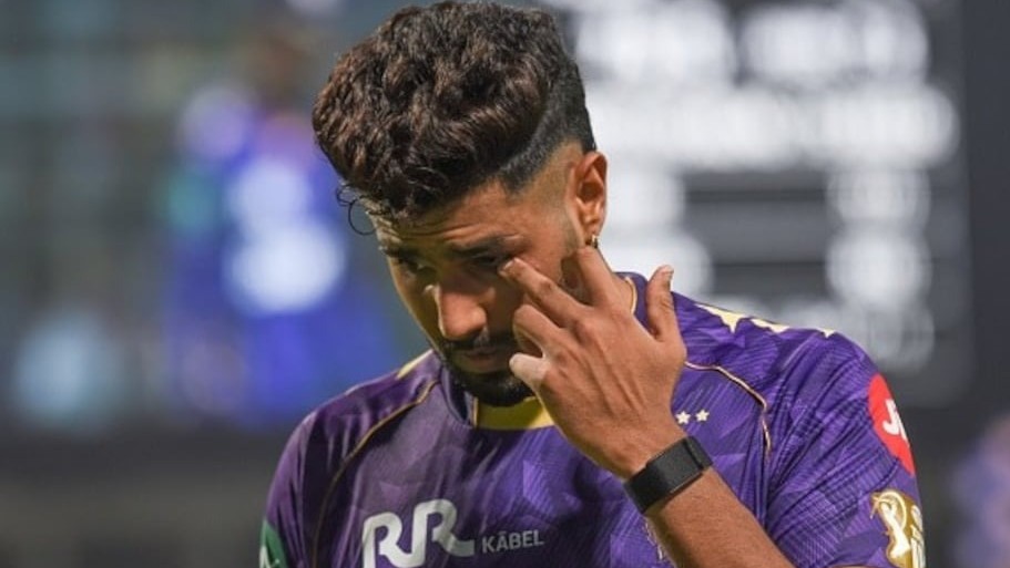 IPL 2026: KKR को बड़ा झटका! स्टार तेज गेंदबाज हर्षित राणा IPL 2026 के पूरे सीजन से बाहर - जानिए वजह