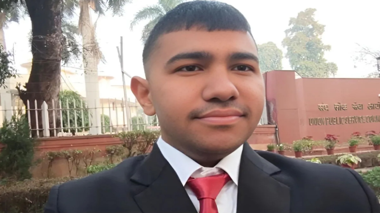 यूपी के बाद राजस्थान में भी फर्जी आईएएस, पूर्व मंत्री ने दी बधाई, अब ऐसे खुली पोल