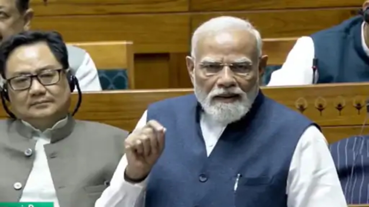'क्रेडिट का ब्लैंक चेक दे रहा हूं...', लोकसभा में महिला आरक्षण पर विपक्ष से बोले पीएम मोदी, पढ़ें भाषण की 5 बड़ी बातें
