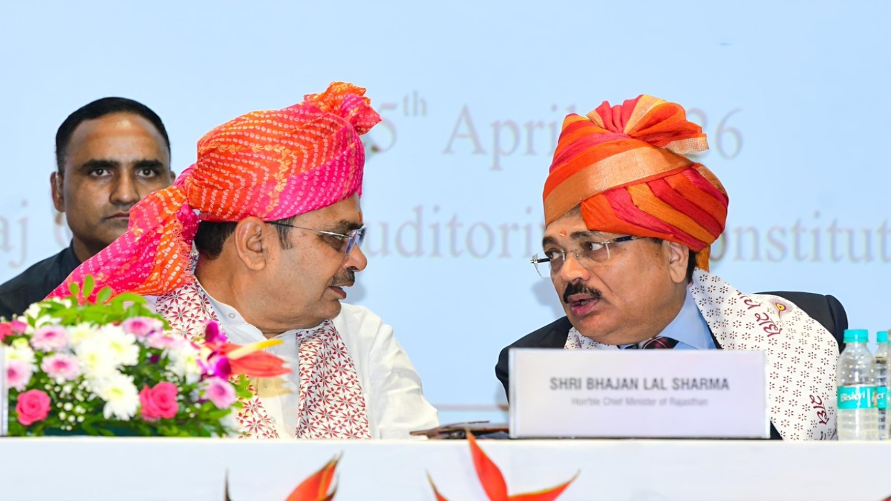 सीएम भजनलाल शर्मा की फिर फिसली जुबान, सीजेआई सुर्यकांत को बताया 'भारत सरकार के मुख्य न्यायाधीश'