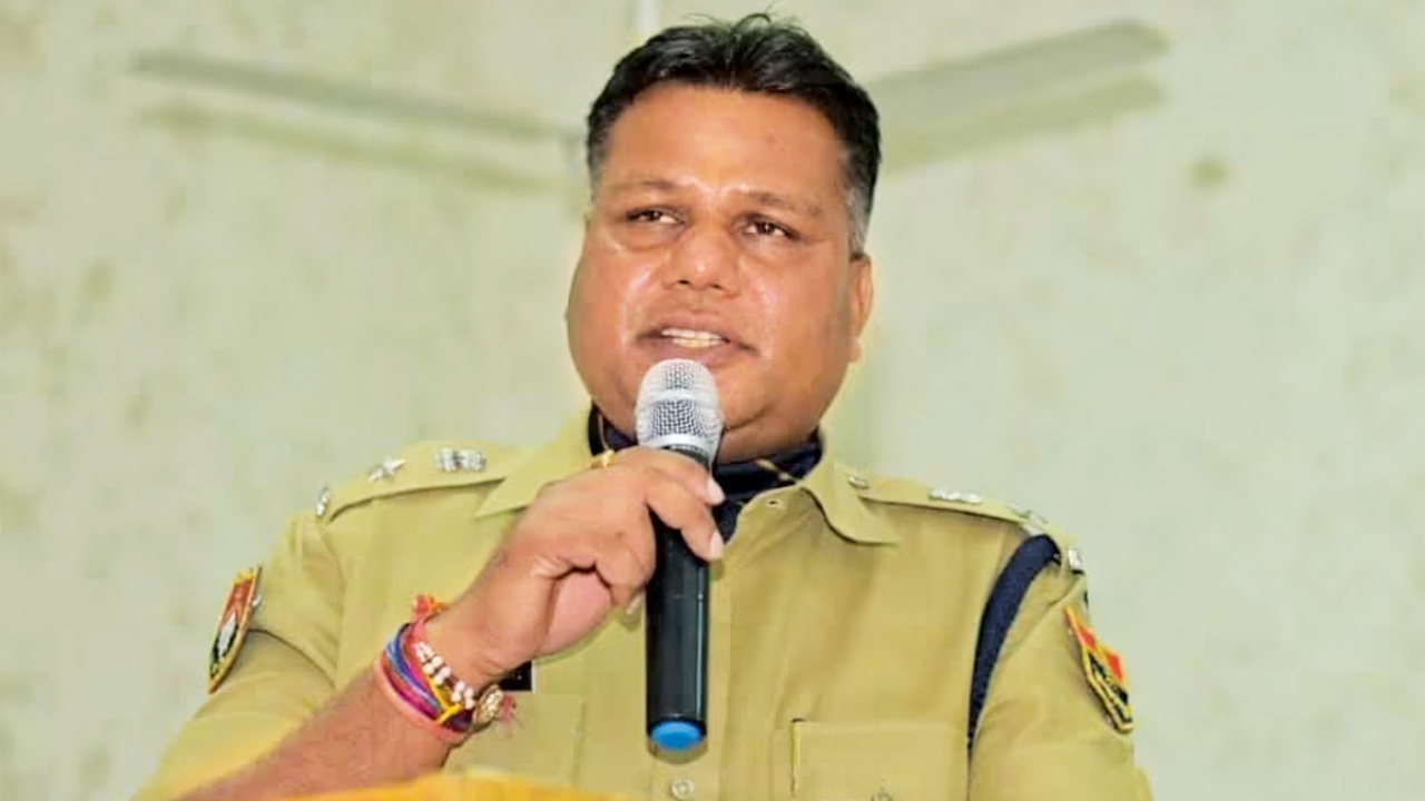 रिश्वत दो...और हो जाओ बरी, कार्मिक विभाग में जांच के नाम पर केवल भ्रष्टाचार, IPS पंकज चौधरी पर 7 साल से विभागीय जांच लंबित, जानें पूरा मामला