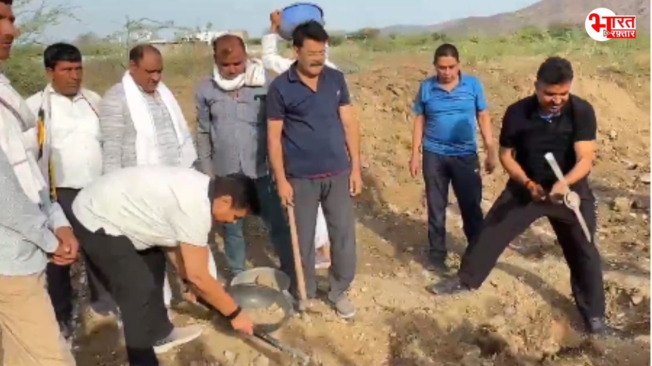 खेत में कुदाल चलाकर मिट्टी ढोने से लेकर जंगल के शेर बनने तक...सोशल मीडिया पर छा गई डोटासरा-जूली की जोड़ी